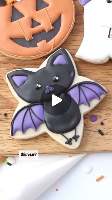 Charming Halloween Bat Cookie Design with Purple Wings