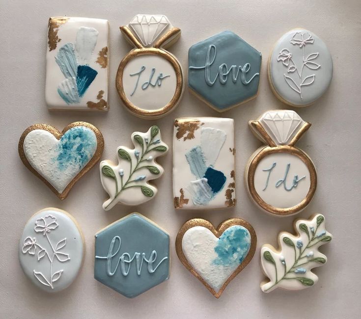 Elegant Floral and Heart-Accented Decorative Cookies for Romantic Occasions.