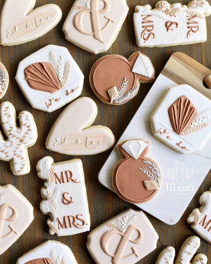 Romantic Wedding Cookies: Elegant Designs in Earthy Tones Celebrating Love.