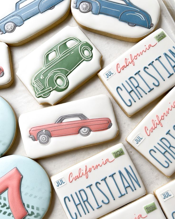 Vintage Car Decorative Cookies: Nostalgic Designs for Celebrations