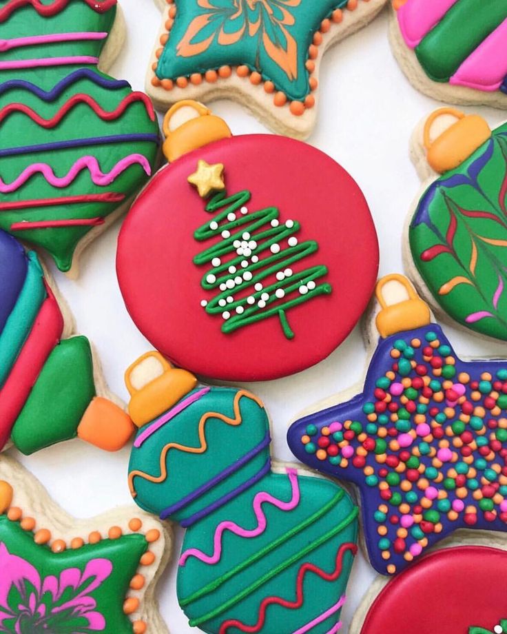 Vibrant Christmas Cookies: Festive Shapes and Intricate Icing Decor.