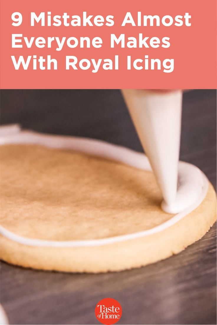 Refined Royal Icing Piping Technique for Decorative Cookies