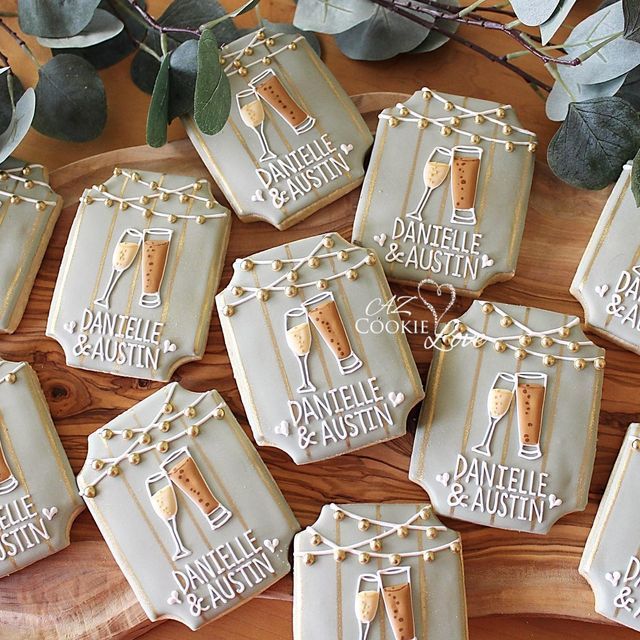 Festive Decorative Cookies: Elegant Designs for Special Occasions.