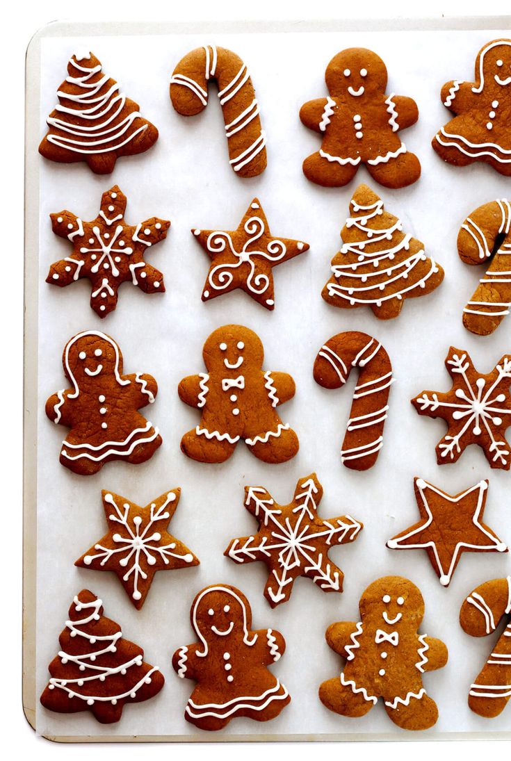 Decorative Festive Gingerbread Cookies with Intricate Icing Designs.