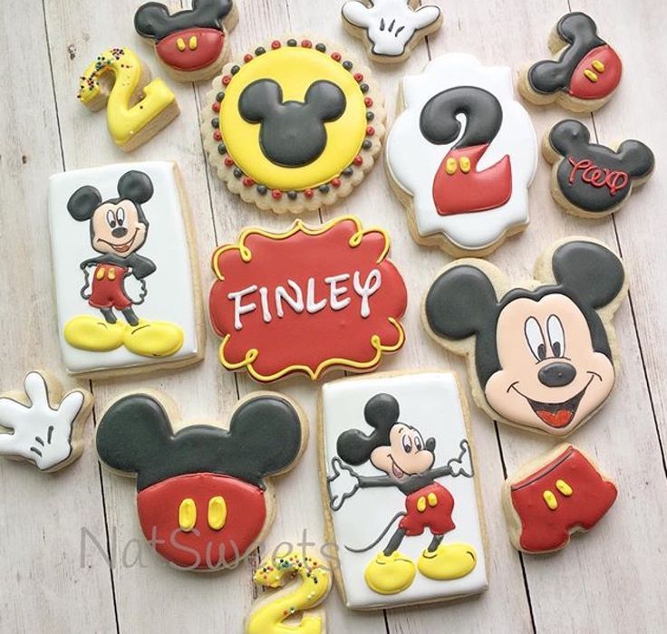 Vibrantly Designed Mickey Mouse Cookies for Festive Celebrations.