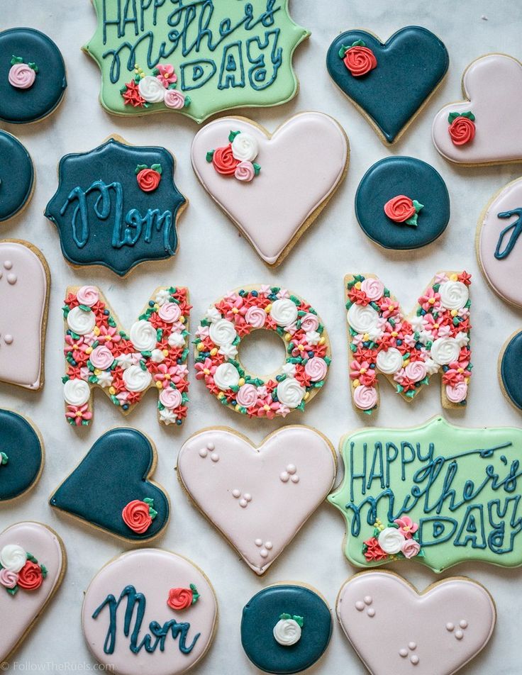 Exquisite Floral Decorative Cookies for Celebrating Motherhood