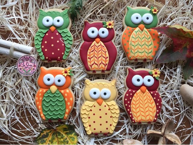 Whimsical Colorful Owl Cookies: Delightful Treats for Festive Celebrations