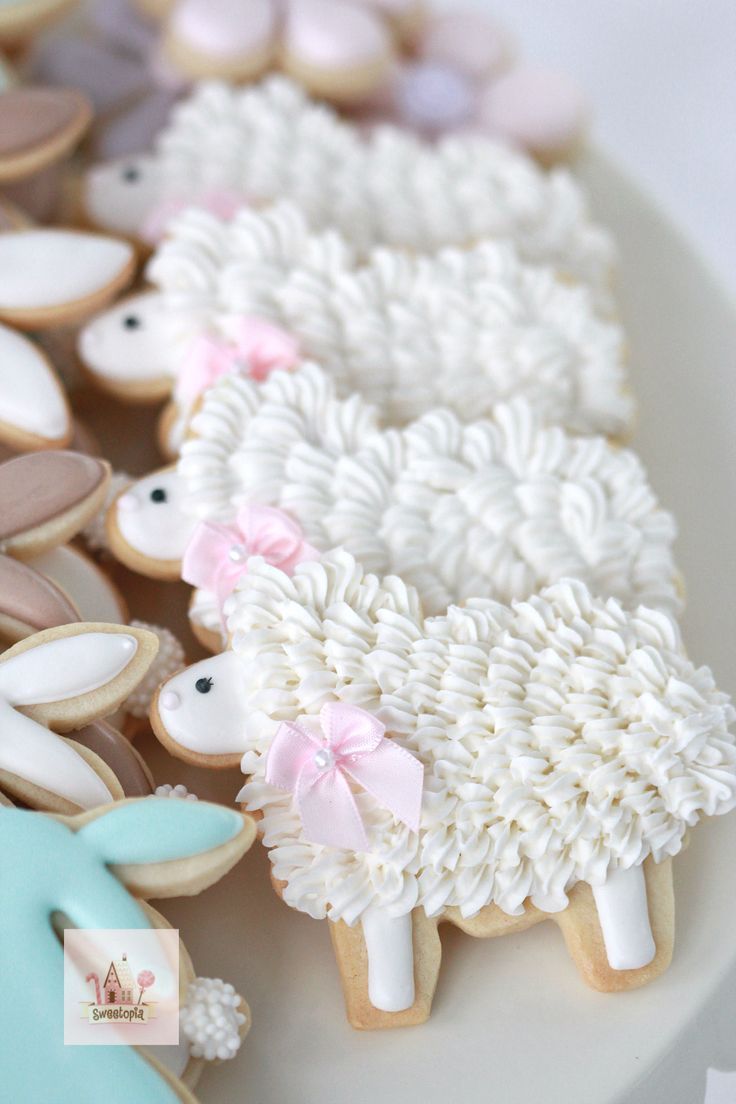 Whimsical Sheep-Shaped Cookies: Charming Treats for Celebrations