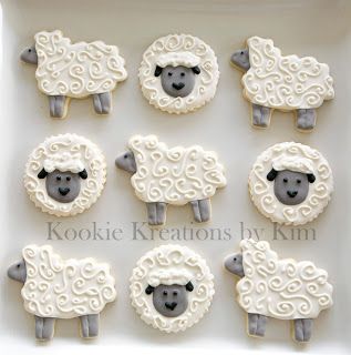 Charming Sheep-Themed Cookies: Whimsical Delights for Celebrations.