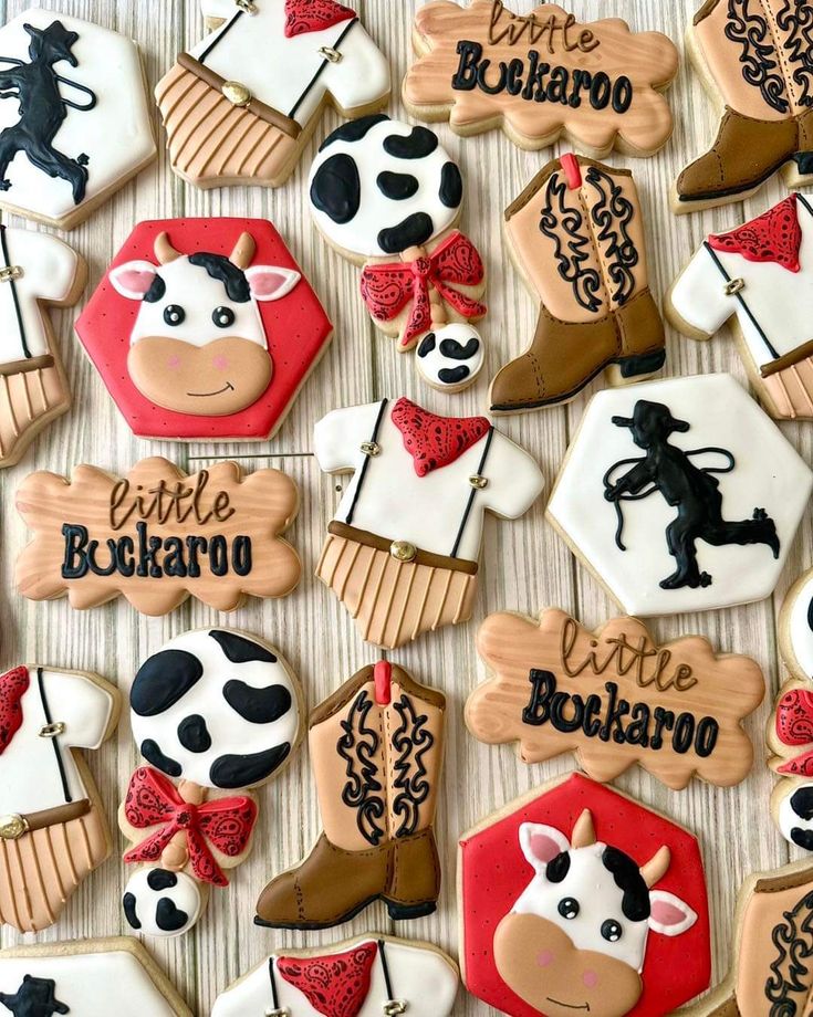 Western-Themed Decorative Sugar Cookies: Charming Treats for Festive Gatherings