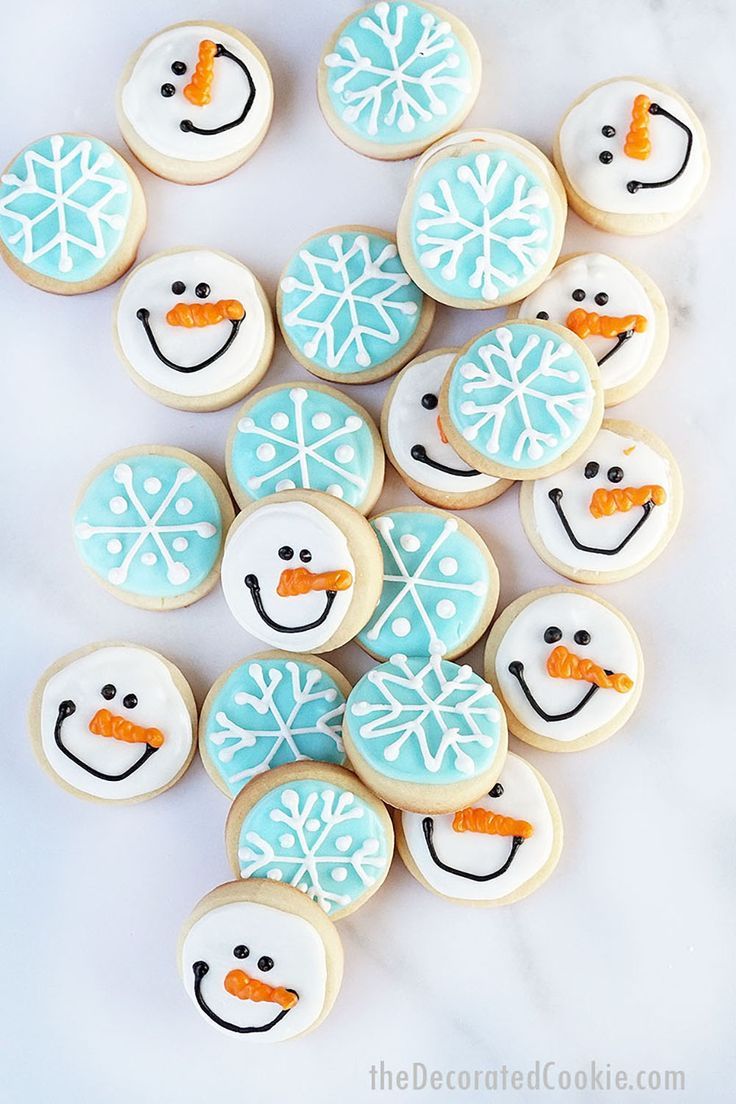 Whimsical Snowman Cookies: A Festive Touch for Winter Celebrations.