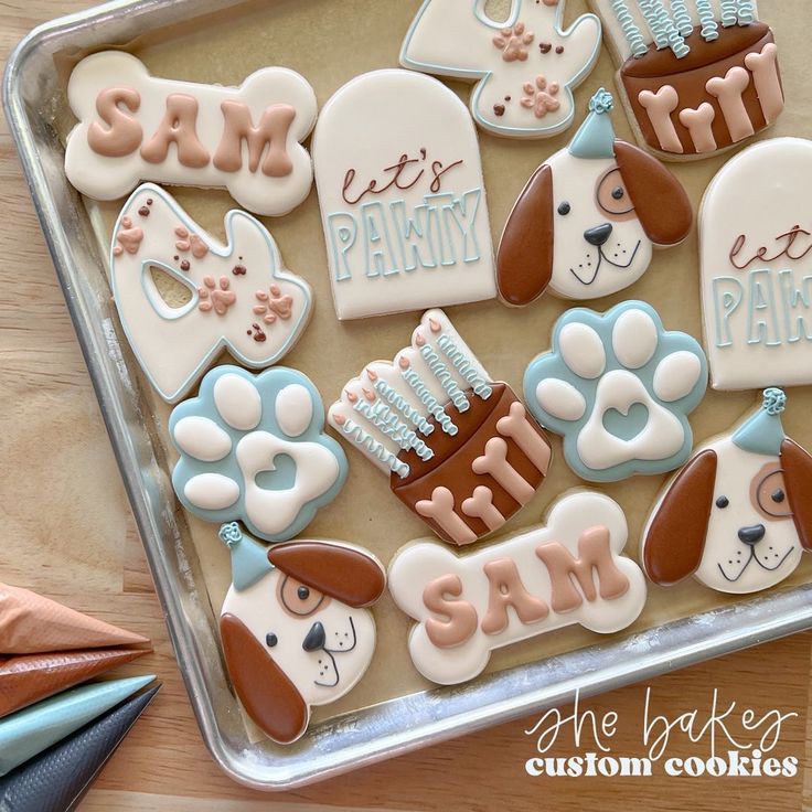 Festive Pet-Inspired Cookies in Cheerful Pastel Designs