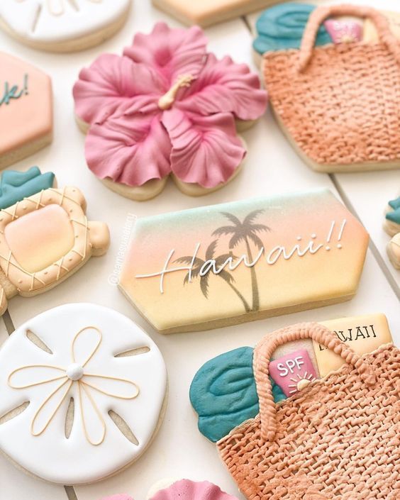 Tropical-Themed Colorful Cookies Evoke a Fun Hawaiian Atmosphere for Beach Gatherings.