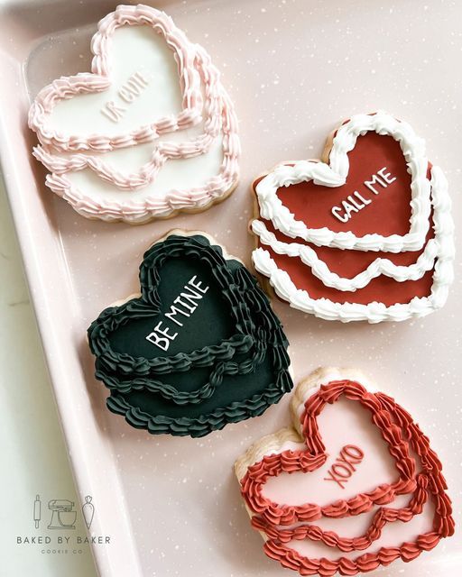 Heart-Shaped Cookies: A Festive Inspiration for Romantic Nail Art Designs.