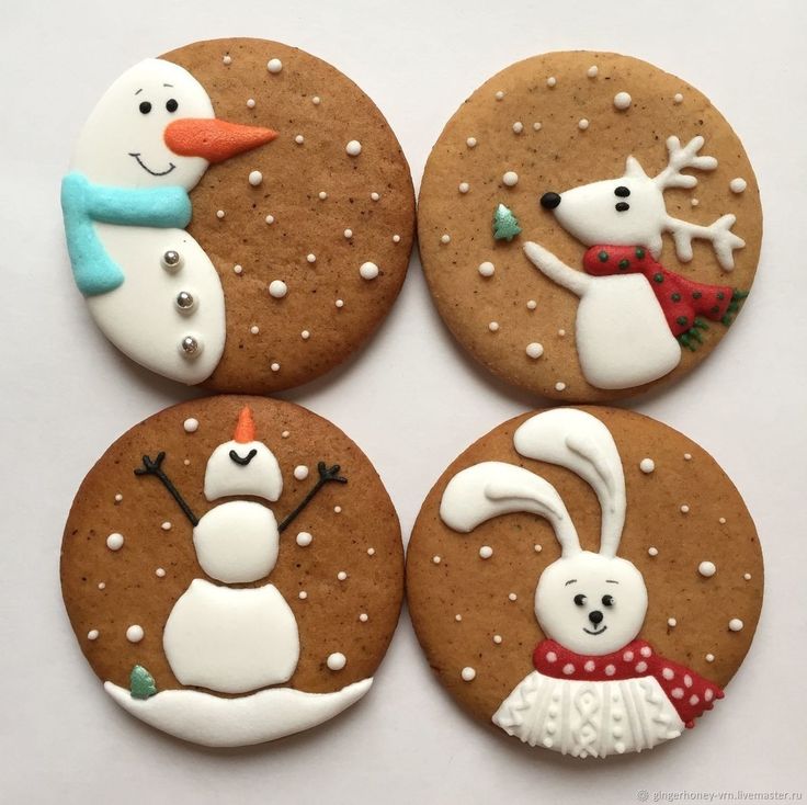 Delightful Festive Cookie Designs with Winter Characters for Holiday Celebrations.