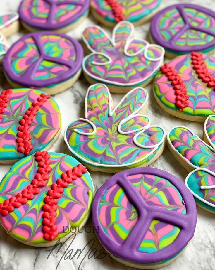 Psychedelic Cookie Designs Inspire Bold Nail Art with Playful Patterns and Colors.