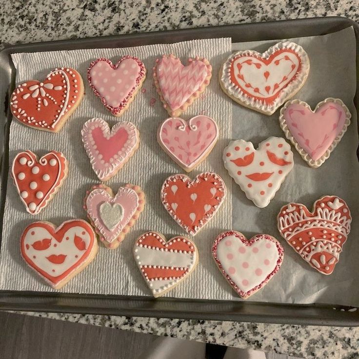 Whimsical Heart-Shaped Cookies: A Vibrant Celebration of Love.