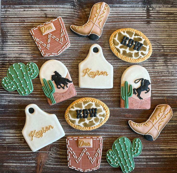 Western-Themed Colorful Cookies with Personalized Cowboy Designs and Rustic Charm.