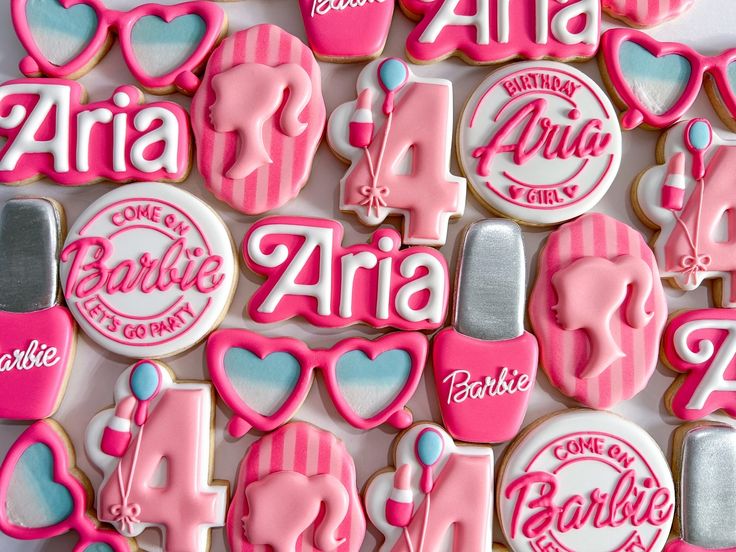 Vibrant Pink Cookie Designs: Playful Treats for Celebrations