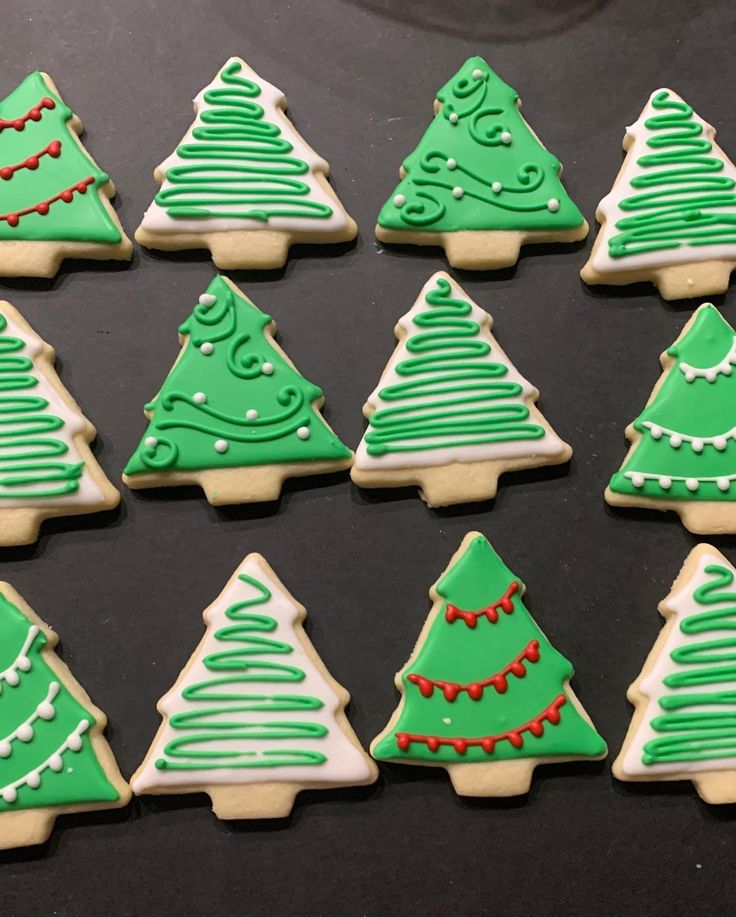 Charming Festive Cookie Design: Vibrant Christmas Trees Adorned with Playful Icing Patterns