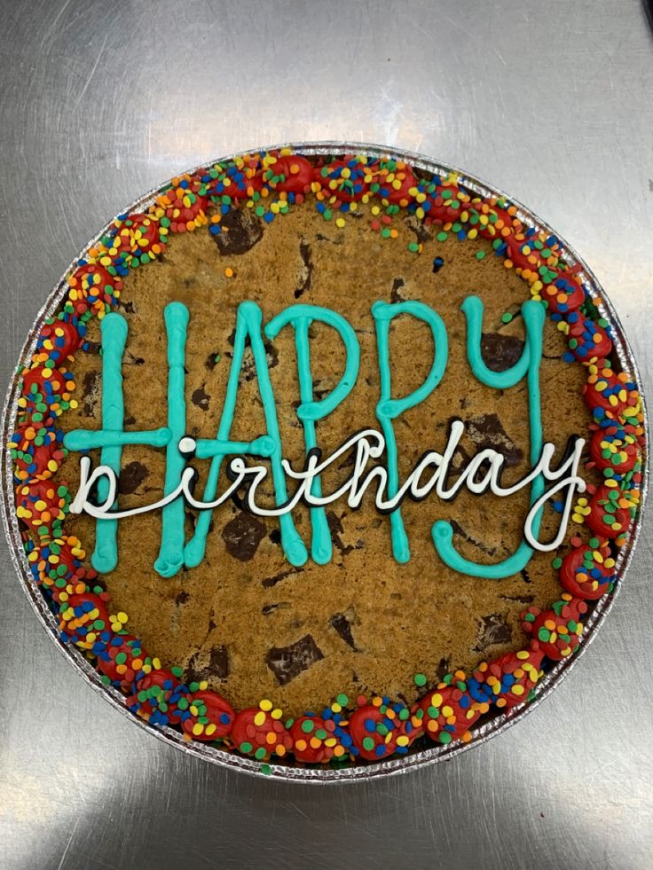 Festive Cookie Cake: A Colorful Delight for Birthday Celebrations.