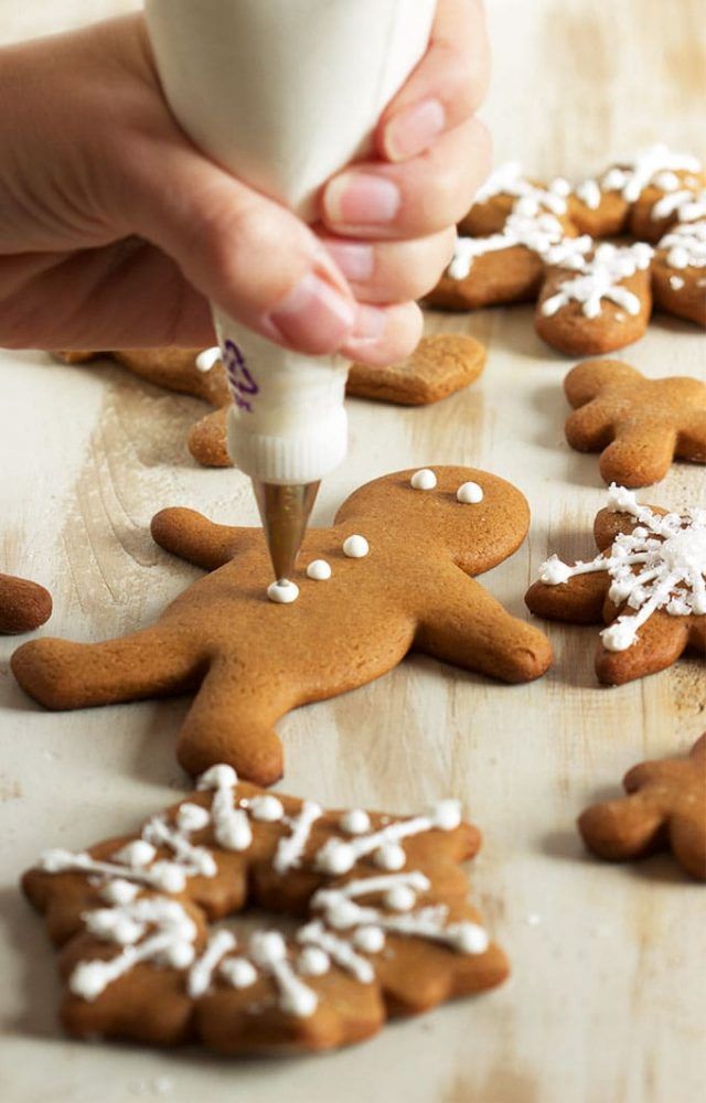 Intricately Decorated Gingerbread Cookies Create a Festive Holiday Atmosphere.