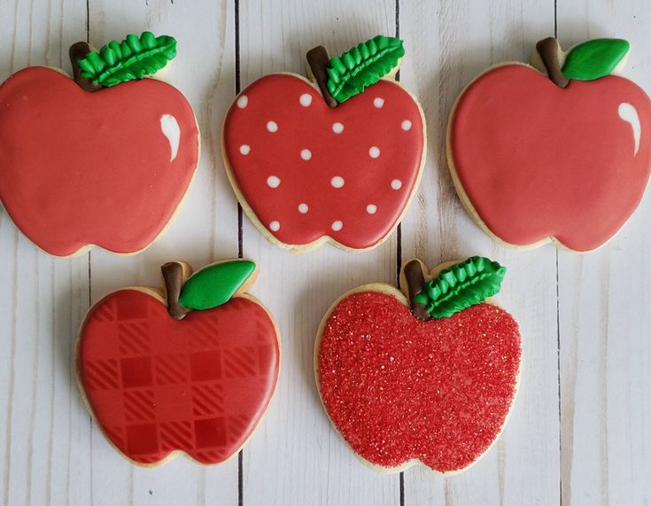 Vibrant Apple-Inspired Cookies with Unique Patterns and Charming Details.