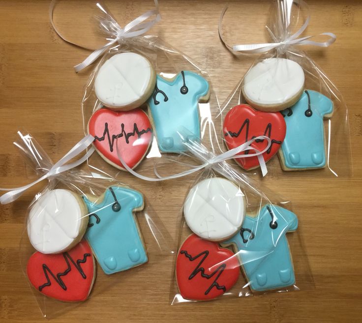 Vibrant Medical-Themed Decorative Cookies Ideal for Celebrating Healthcare Professionals.