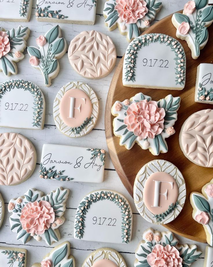 Intricately Designed Floral-Themed Cookies in Soft Pastels for Romantic Occasions.