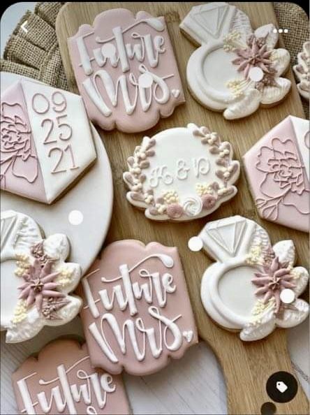 Romantic-Themed Decorative Cookies: Charming Pink and White Designs for Bridal Celebrations