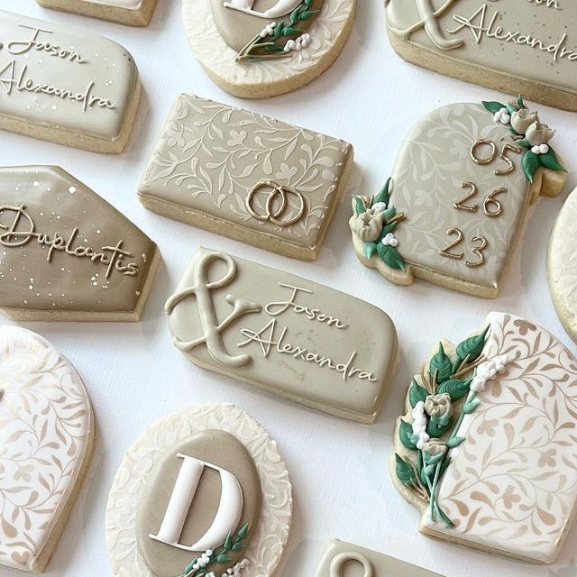 Elegant Floral Decorated Sugar Cookies for Weddings and Special Events