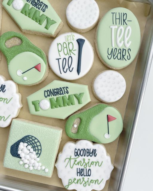 Golf-Themed Decorative Cookies: Festive Green and White Treats for Celebrations