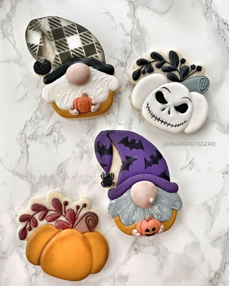 Whimsical Autumn and Halloween Cookie Designs Featuring Festive Characters and Seasonal Elements.