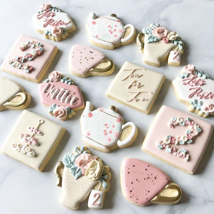 Charming Pastel Floral Cookie Designs for Tea Party Celebrations