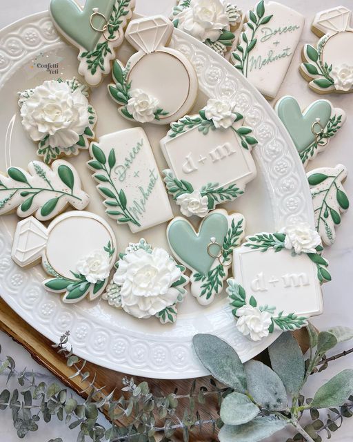 Charming Mint Green and White Cookie Designs with Intricate Floral Details for Romantic Events