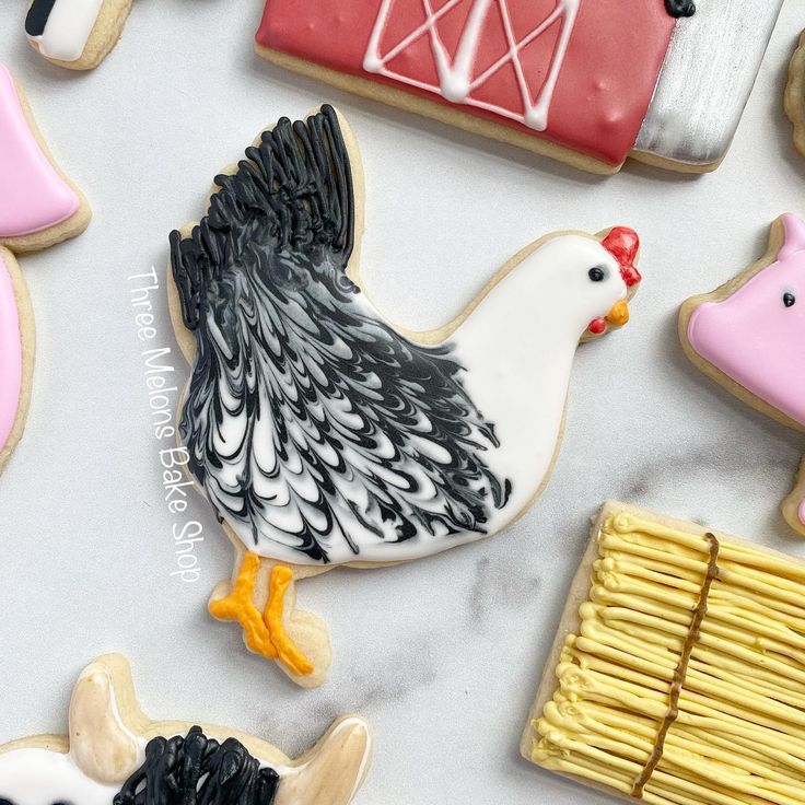 Charming Farm Animal-Themed Decoratively Crafted Cookies