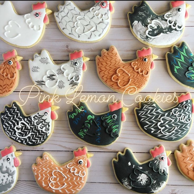 Vibrantly Decorated Hen-Shaped Cookies for Themed Celebrations.