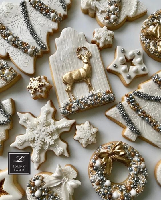 Intricately Iced Festive Cookies: Whimsical Holiday Decor and Treats