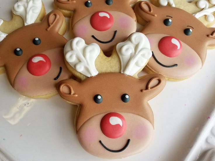 Whimsical Festive Reindeer Cookies with Charming Designs for Holiday Celebrations.