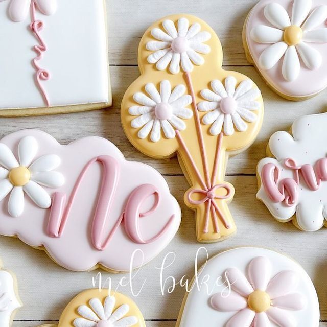 Whimsical Floral Pastel Cookies for Cheerful Celebrations.