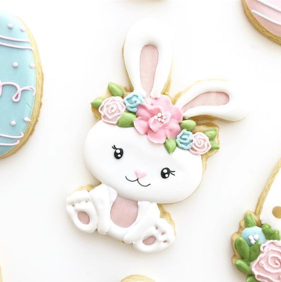 Charming Pastel Bunny Cookie: A Whimsical Spring Delight for Festive Occasions.