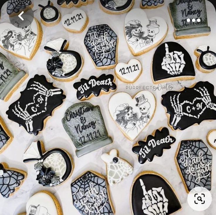 Halloween-Themed Decorative Cookies: Whimsical Skulls and Skeletons with Eerie Icing for Festive Celebrations.