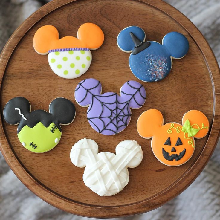 Mickey Mouse Halloween Cookies Decorated