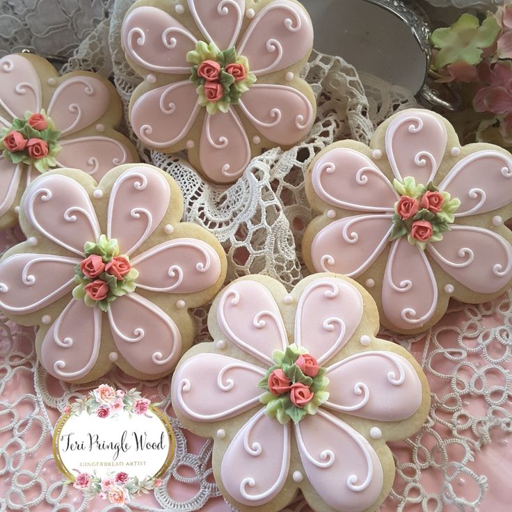 Elegant Pastel Floral Cookies with Intricate Botanical Designs for Spring Celebrations.