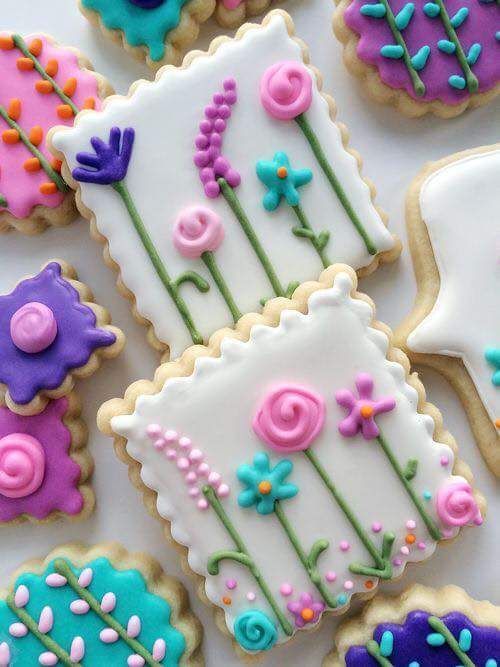 Whimsical Floral Cookie Designs: Vibrant Icing for Cheerful Celebrations