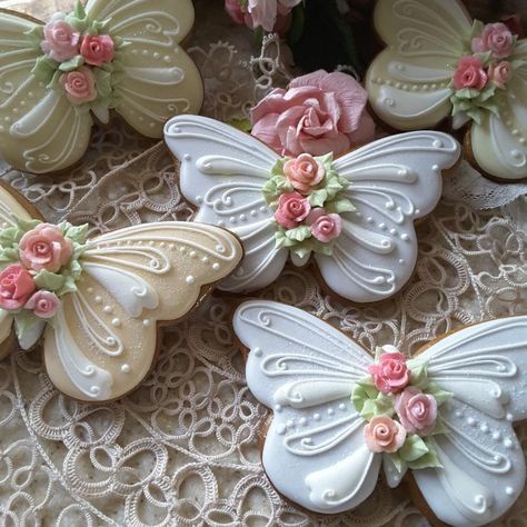 Whimsical Pastel Butterfly Cookies: Elegantly Decorated for Spring Celebrations.