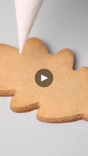 Intricate Decorative Icing Techniques for Gingerbread Cookies Inspired by Nail Art