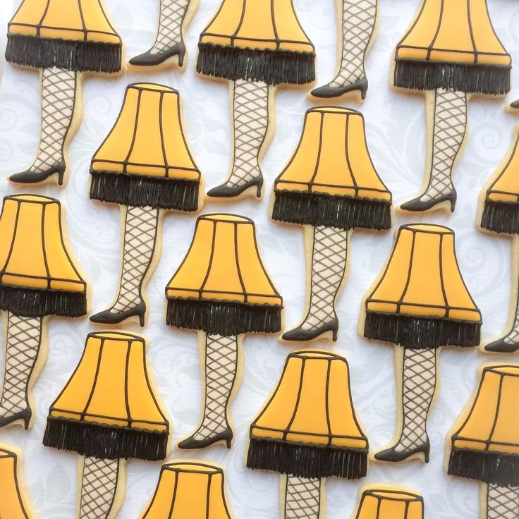 Whimsical Lamp-Shaped Cookies: Vintage Glamour Treats for Any Celebration