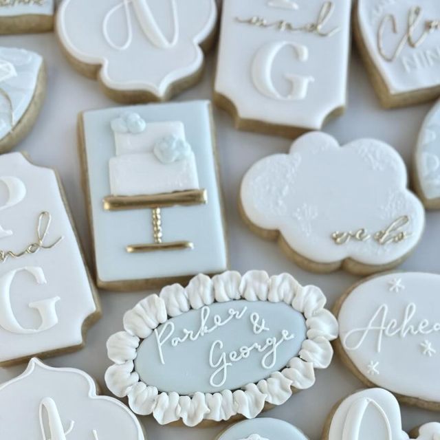 Sophisticated Cookie Designs: Intricate Icing, Gold Accents, and Personalized Motifs for Special Occasions