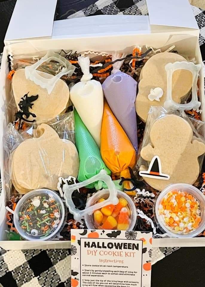 Halloween DIY Cookie Decorating Kit: Creative Fun with Festive Shapes and Icing.